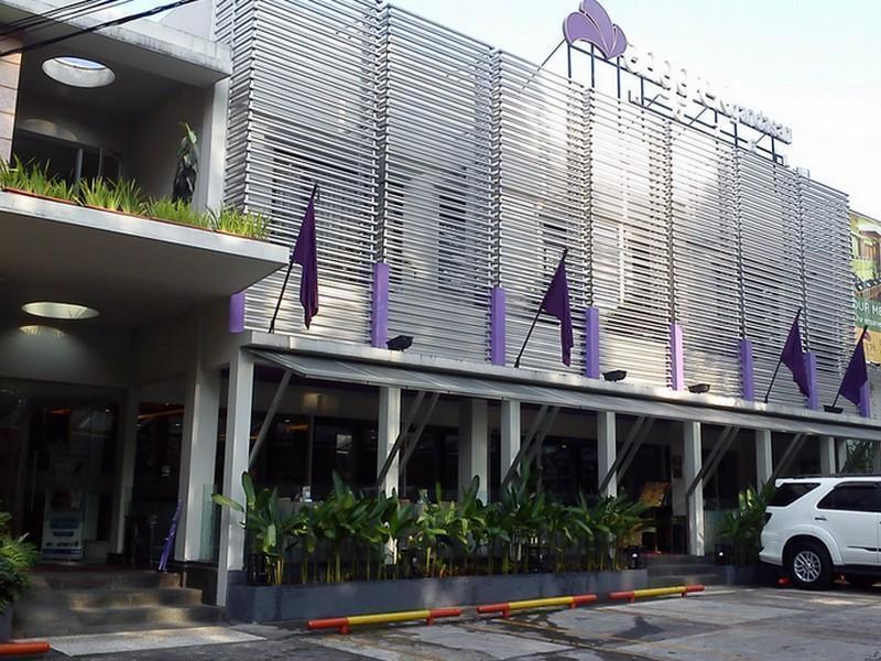 Hotel Anggrek Gandasari Bandung Exterior photo